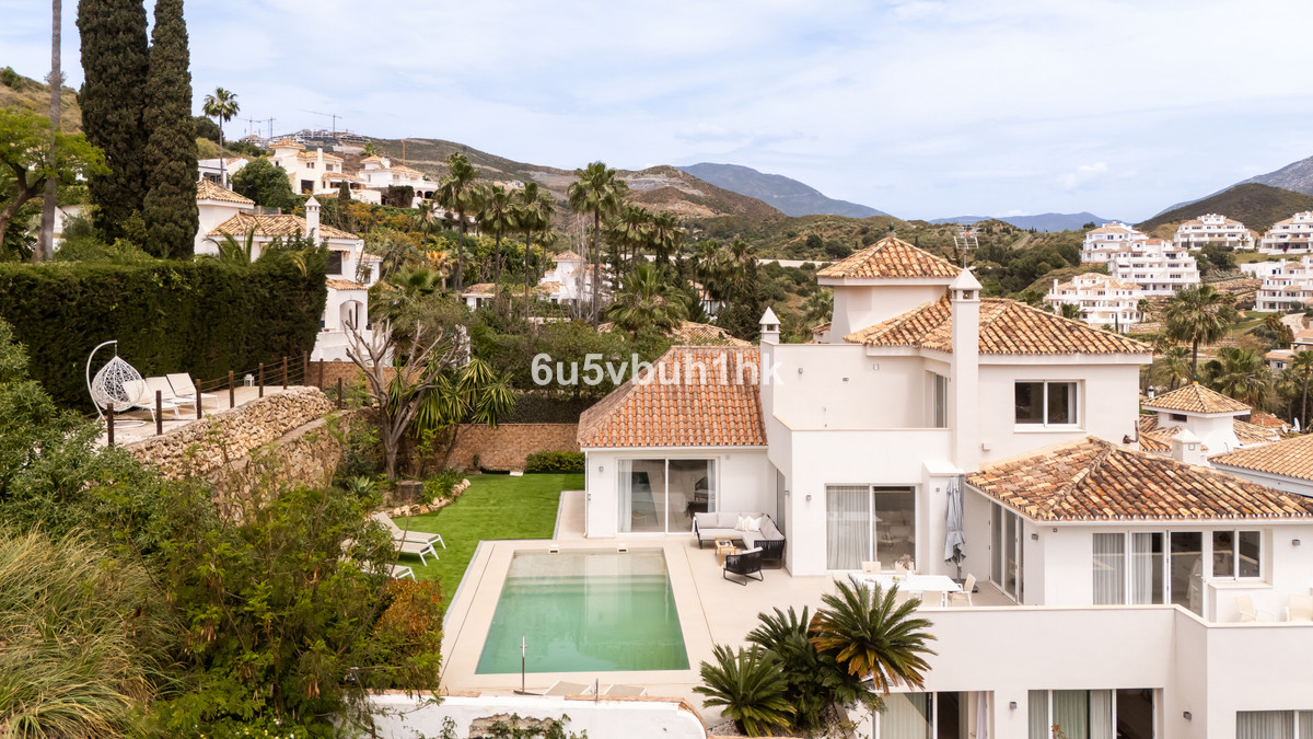Adosados de 5 dormitorios en venta en Marbella – R5371153 Adosados de 5 dormitorios en venta en Marbella – R5371153
