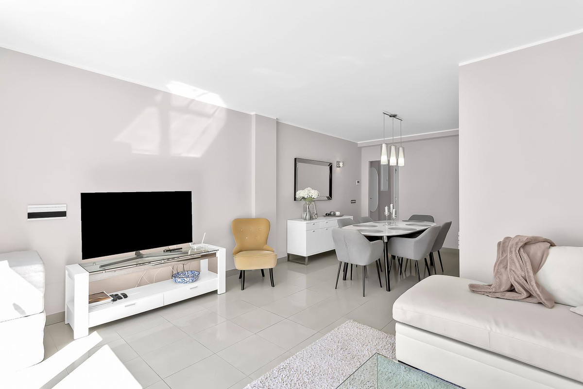 3 bedroom Apartments for sale in Nueva Milla de Oro – R5299675 3 bedroom Apartments for sale in Nueva Milla de Oro – R5299675