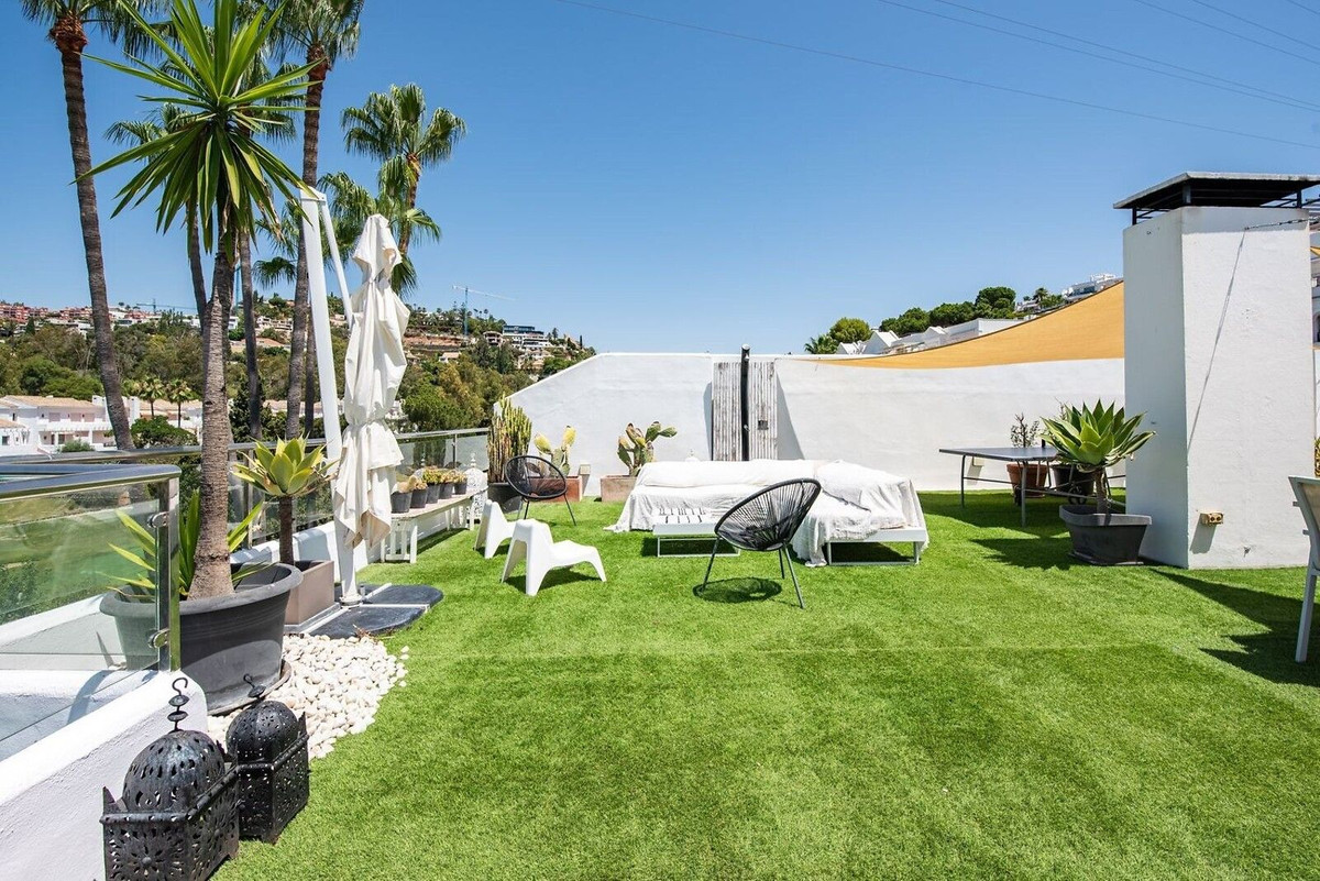 3 bedroom Penthouses for sale in La Quinta – R5445166 3 bedroom Penthouses for sale in La Quinta – R5445166