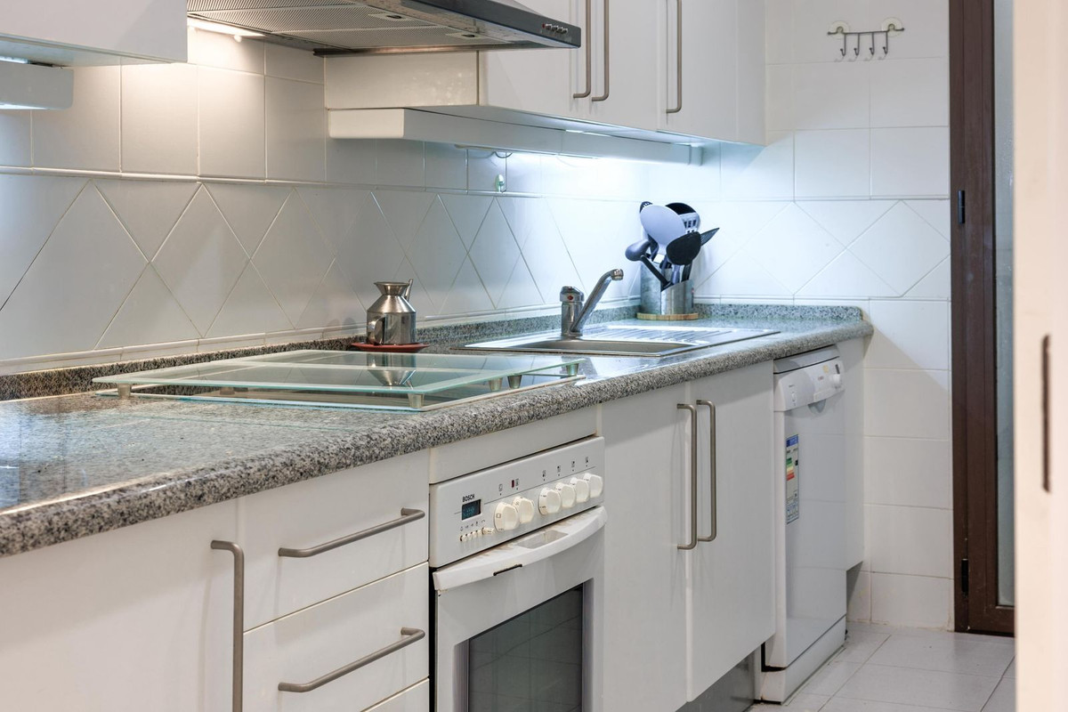Apartamentos de 3 dormitorios en venta en Benahavís – R5441797 Apartamentos de 3 dormitorios en venta en Benahavís – R5441797