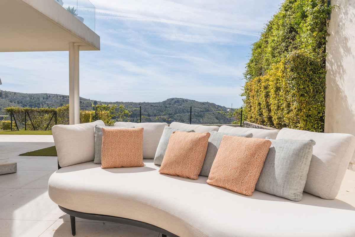Apartamentos de 3 dormitorios en venta en Benahavís – R5354083 Apartamentos de 3 dormitorios en venta en Benahavís – R5354083