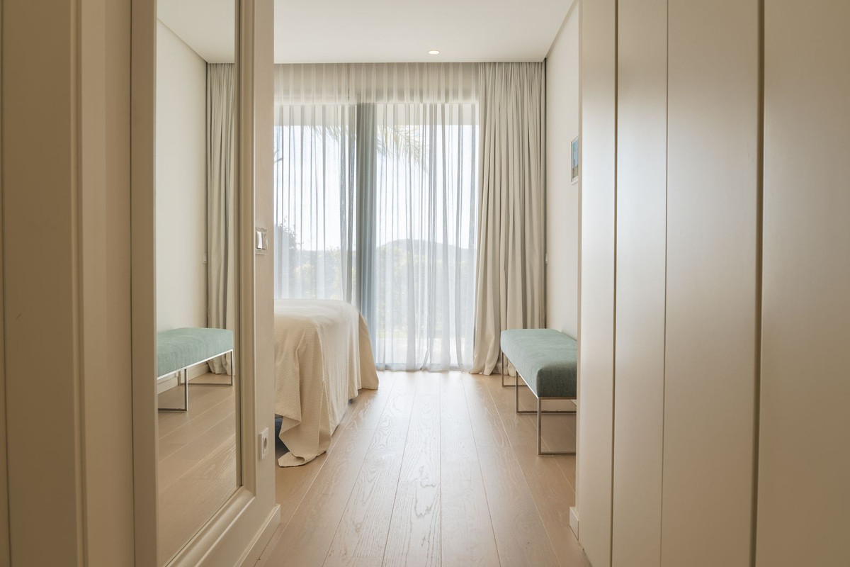 Apartamentos de 3 dormitorios en venta en Benahavís – R5354083 Apartamentos de 3 dormitorios en venta en Benahavís – R5354083