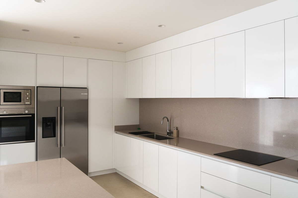 Apartamentos de 3 dormitorios en venta en Benahavís – R5354083 Apartamentos de 3 dormitorios en venta en Benahavís – R5354083