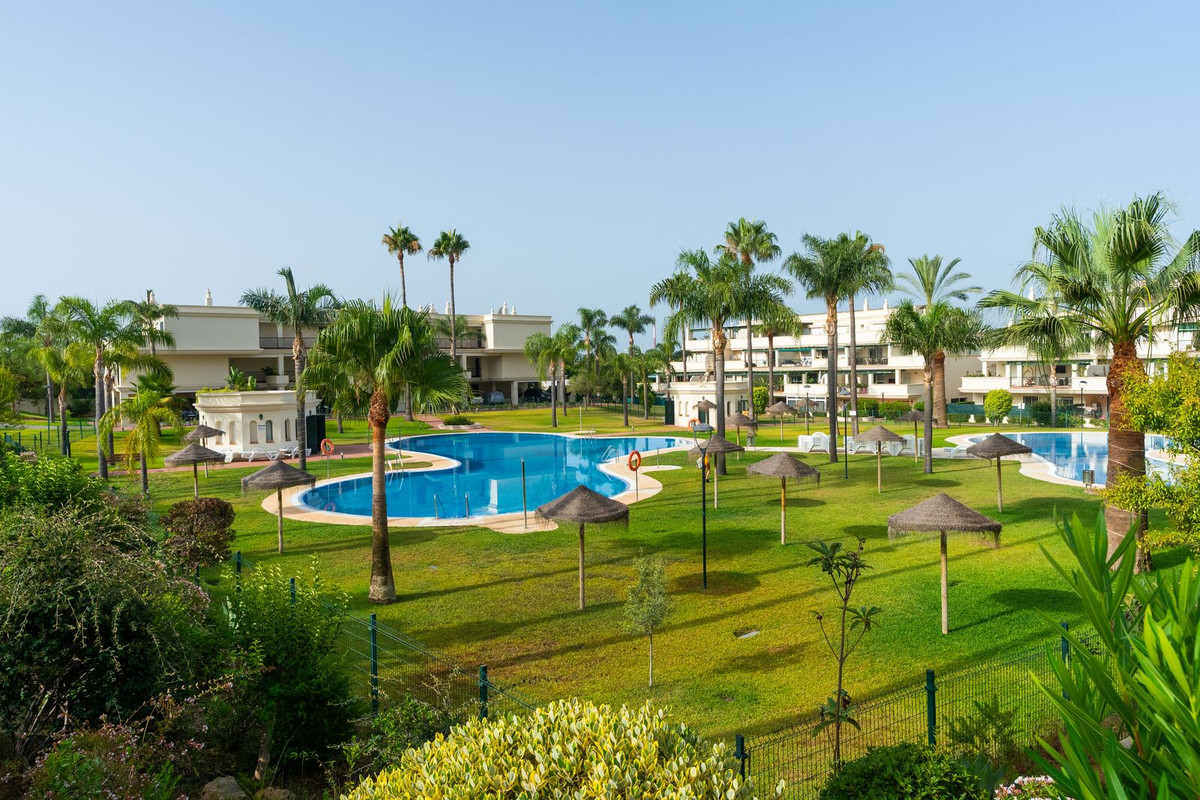 Apartamentos de 3 dormitorios en venta en Nueva Andalucía – R5443951 Apartamentos de 3 dormitorios en venta en Nueva Andalucía – R5443951