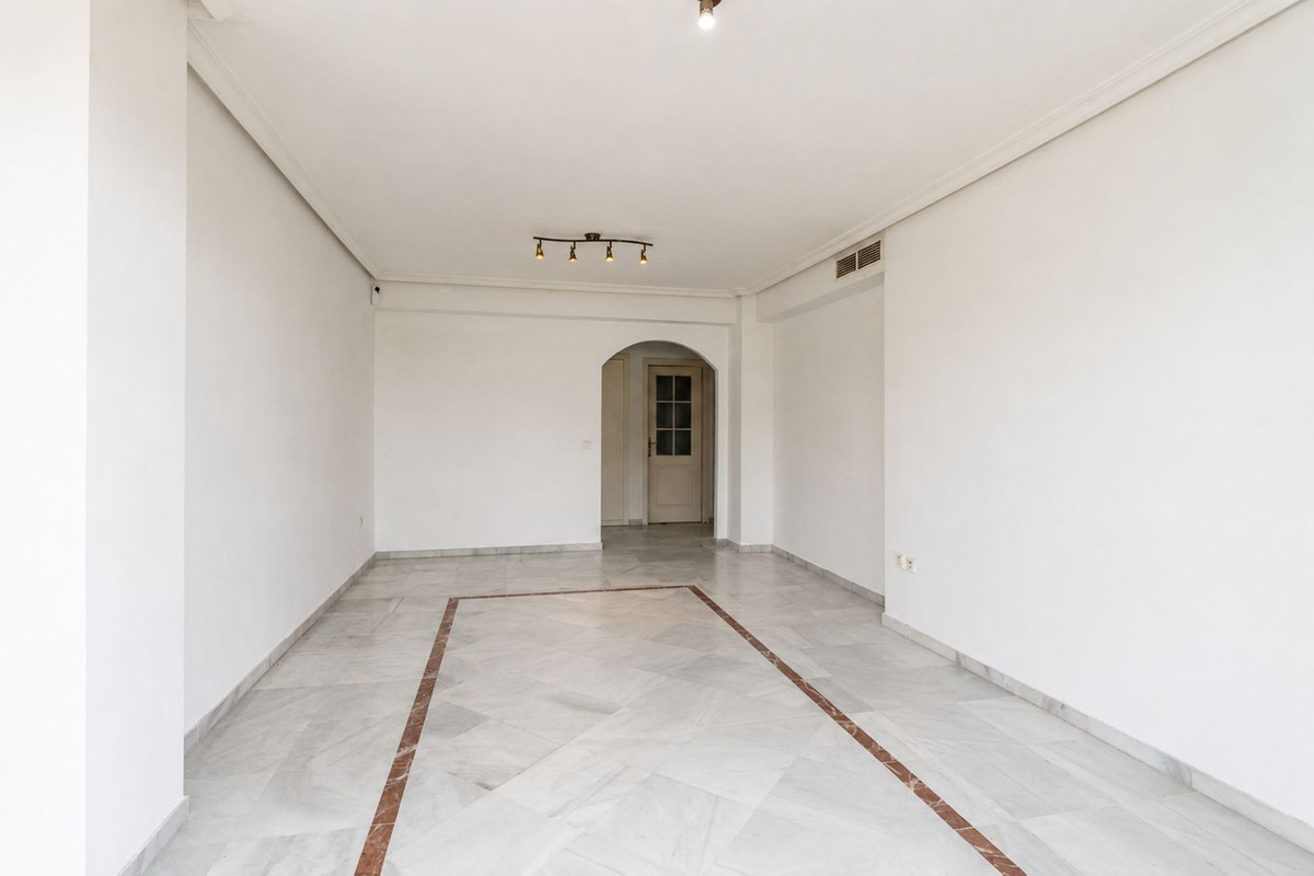 Apartamentos de 3 dormitorios en venta en Nueva Andalucía – R5443951 Apartamentos de 3 dormitorios en venta en Nueva Andalucía – R5443951