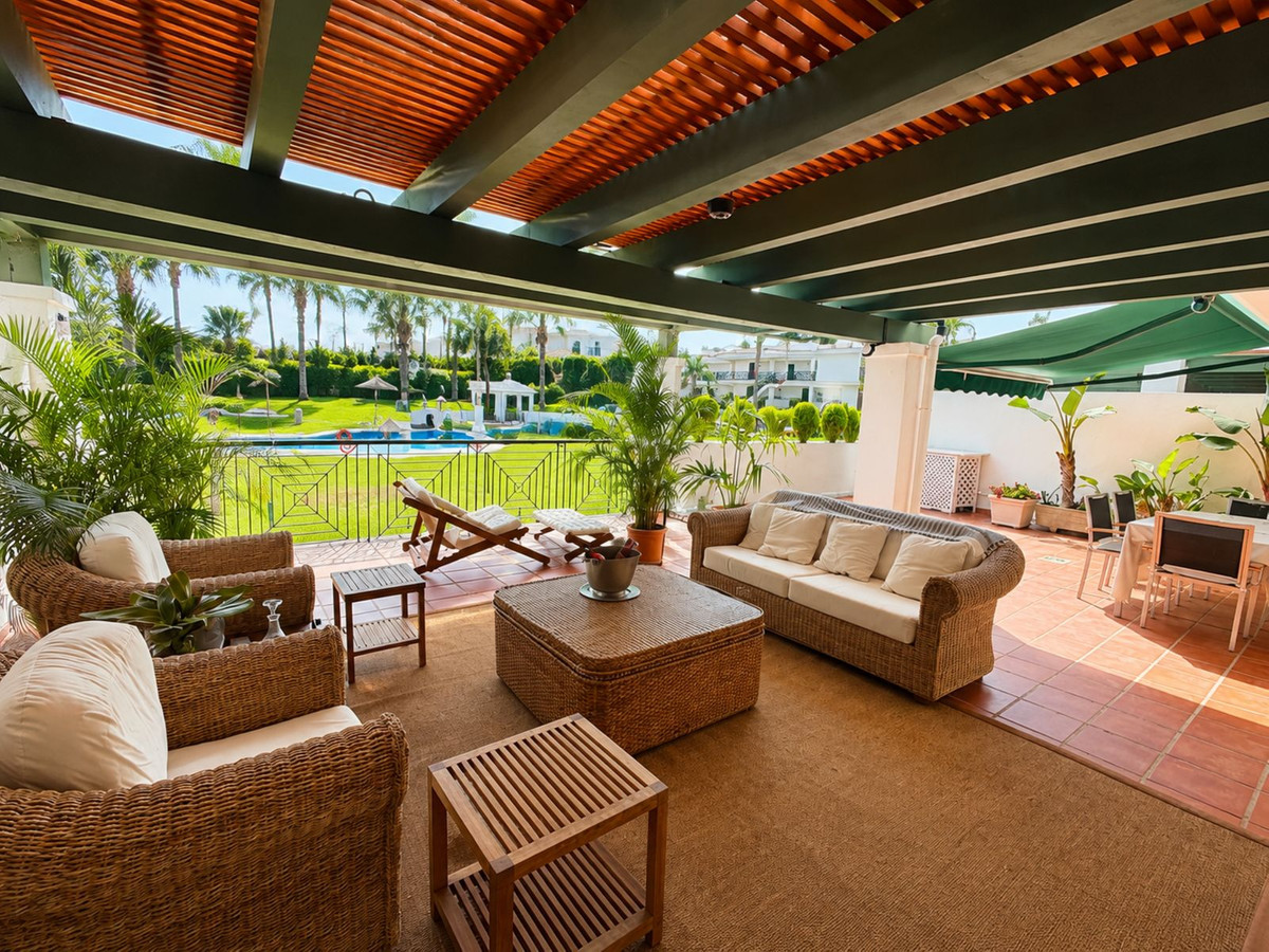 Apartamentos de 2 dormitorios en venta en Nueva Andalucía – R5448112 Apartamentos de 2 dormitorios en venta en Nueva Andalucía – R5448112