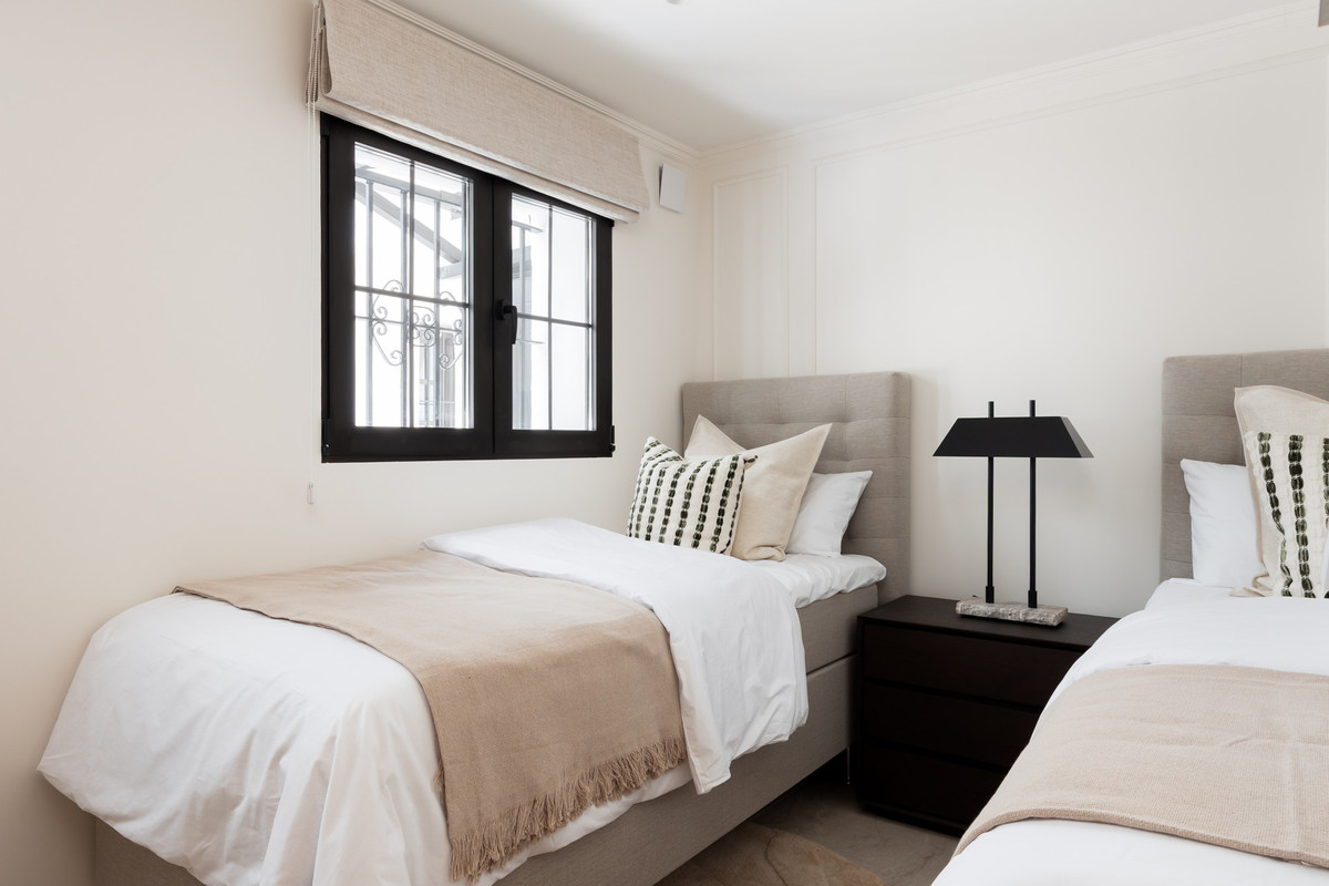Apartamentos de 3 dormitorios en venta en Nueva Andalucía – R5444506 Apartamentos de 3 dormitorios en venta en Nueva Andalucía – R5444506
