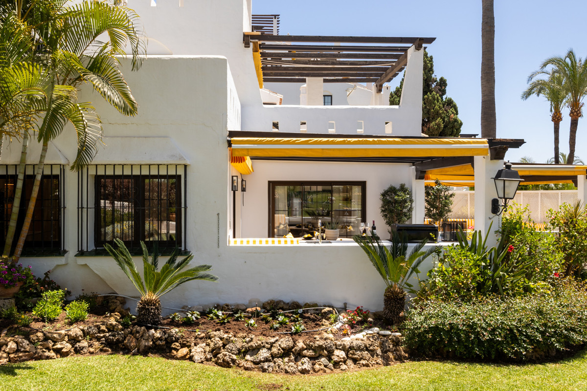 Apartamentos de 3 dormitorios en venta en Nueva Andalucía – R5444506 Apartamentos de 3 dormitorios en venta en Nueva Andalucía – R5444506
