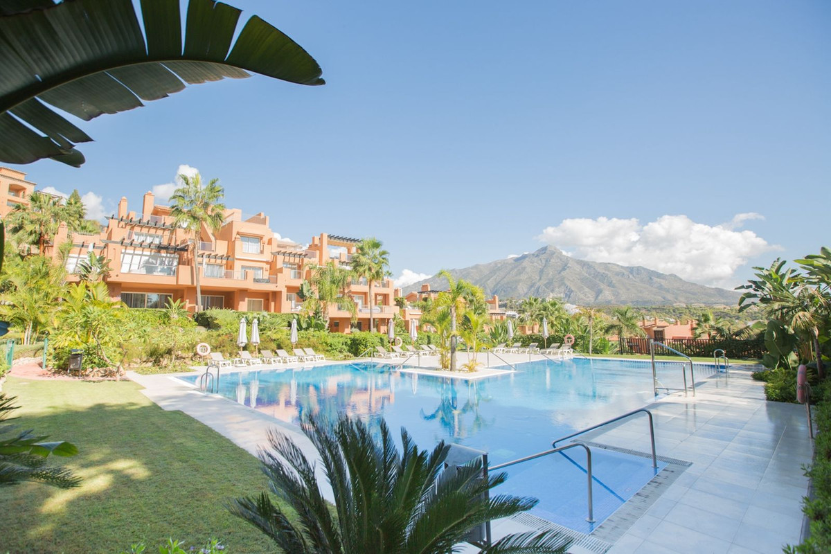 Apartamentos de 2 dormitorios en venta en Nueva Andalucía – R5221963 Apartamentos de 2 dormitorios en venta en Nueva Andalucía – R5221963