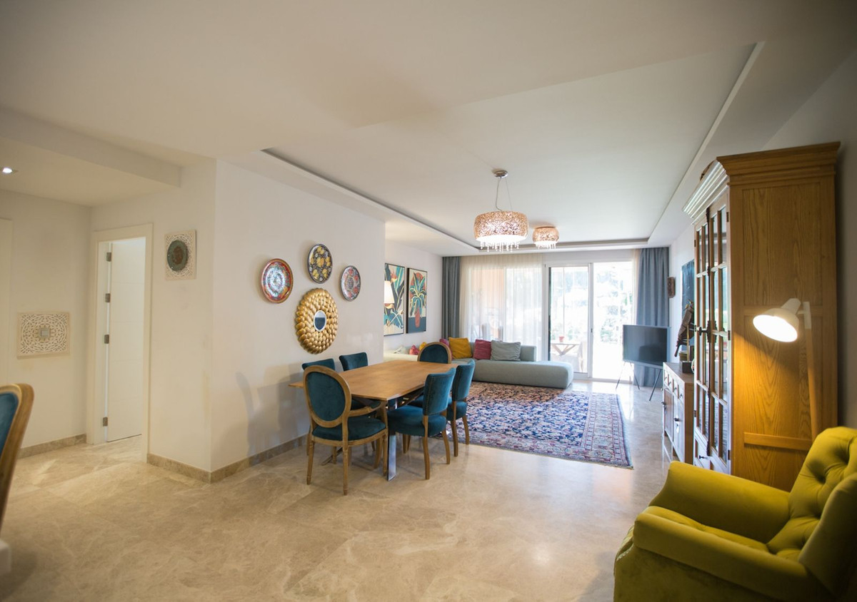 Apartamentos de 2 dormitorios en venta en Nueva Andalucía – R5221963 Apartamentos de 2 dormitorios en venta en Nueva Andalucía – R5221963