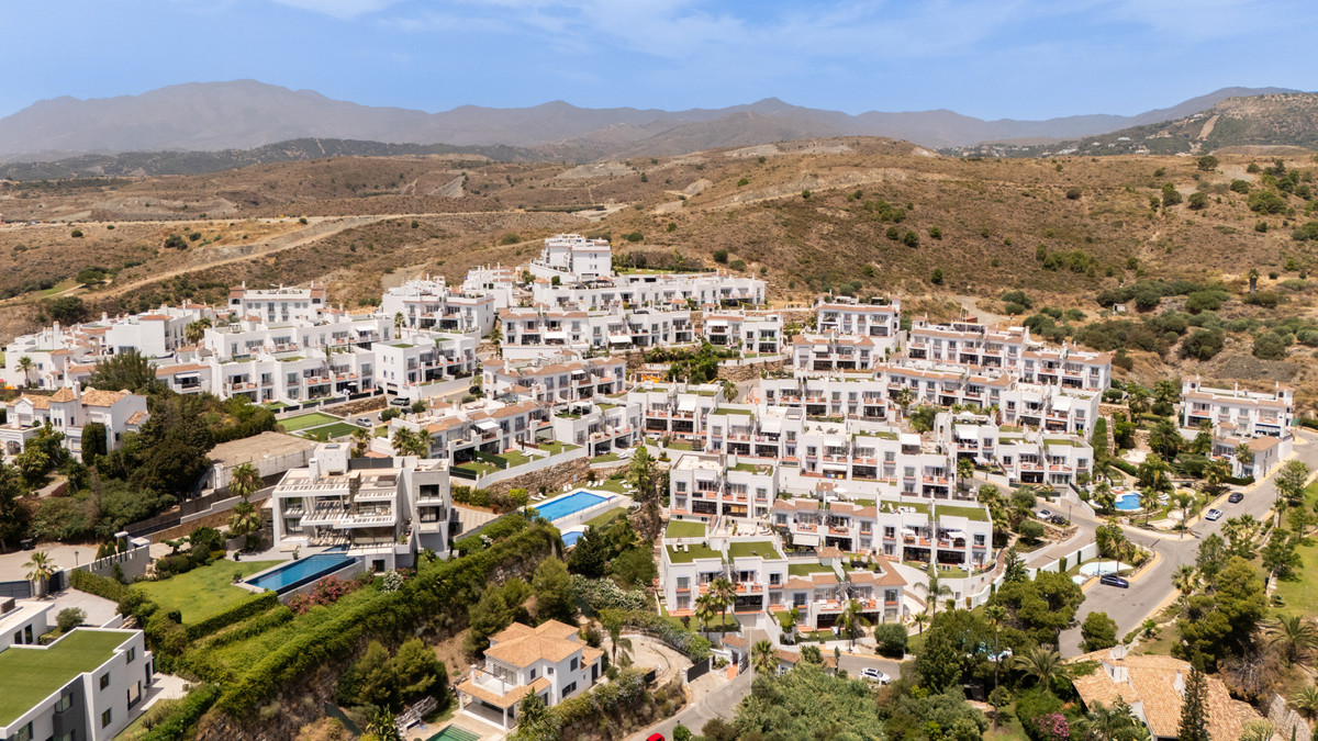 2 bedroom Penthouses for sale in Benahavís – R5430727 2 bedroom Penthouses for sale in Benahavís – R5430727