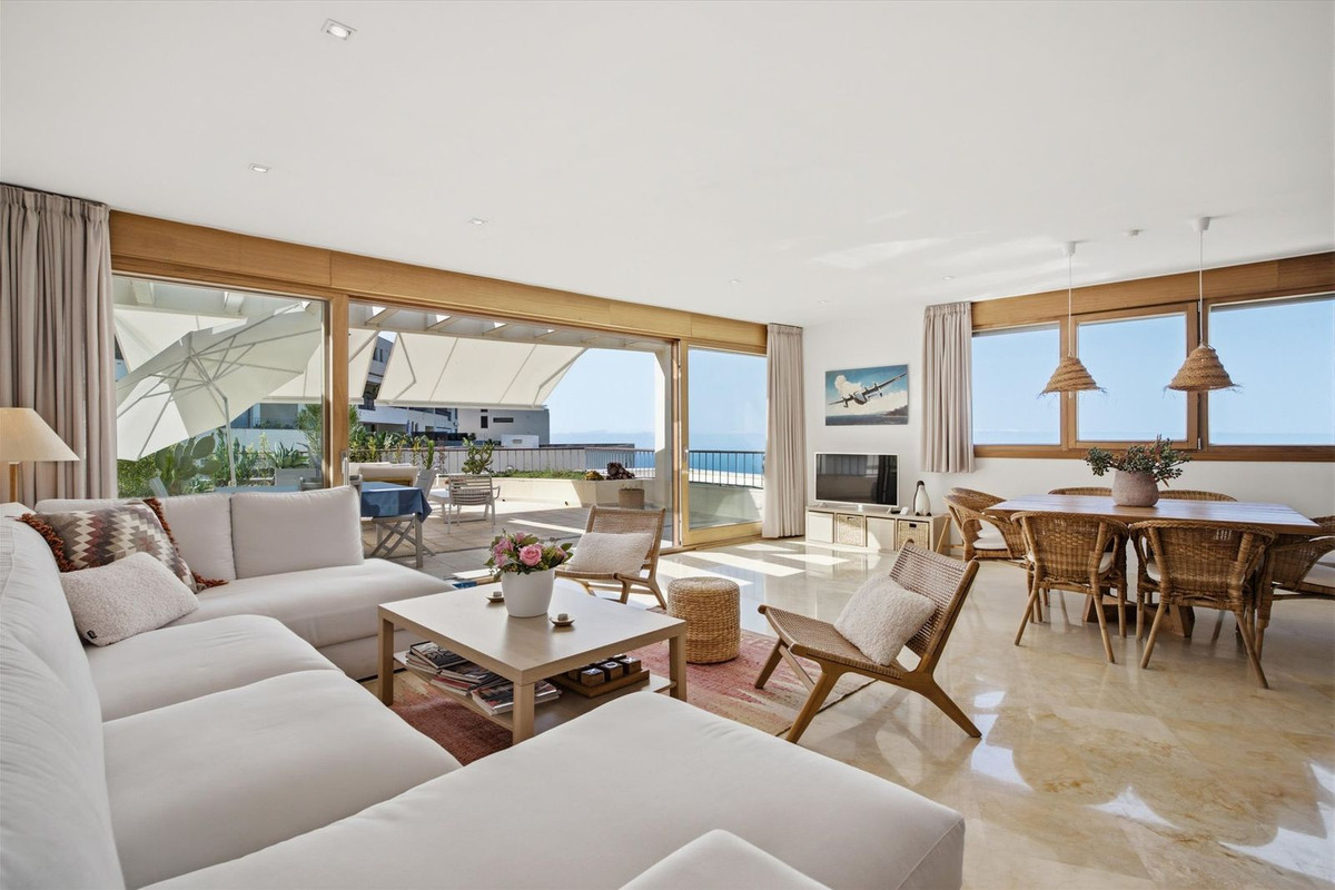 3 bedroom Apartments for sale in Altos de los Monteros – R5223376 3 bedroom Apartments for sale in Altos de los Monteros – R5223376
