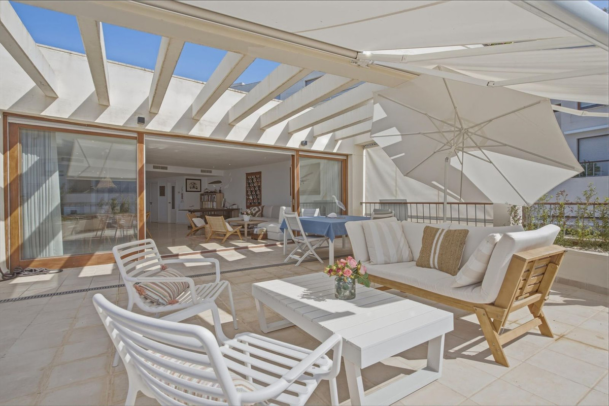 3 bedroom Apartments for sale in Altos de los Monteros – R5223376 3 bedroom Apartments for sale in Altos de los Monteros – R5223376