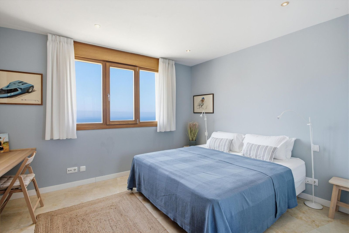 3 bedroom Apartments for sale in Altos de los Monteros – R5223376 3 bedroom Apartments for sale in Altos de los Monteros – R5223376