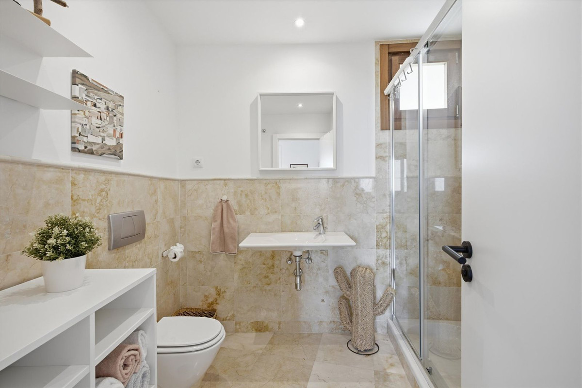 3 bedroom Apartments for sale in Altos de los Monteros – R5223376 3 bedroom Apartments for sale in Altos de los Monteros – R5223376