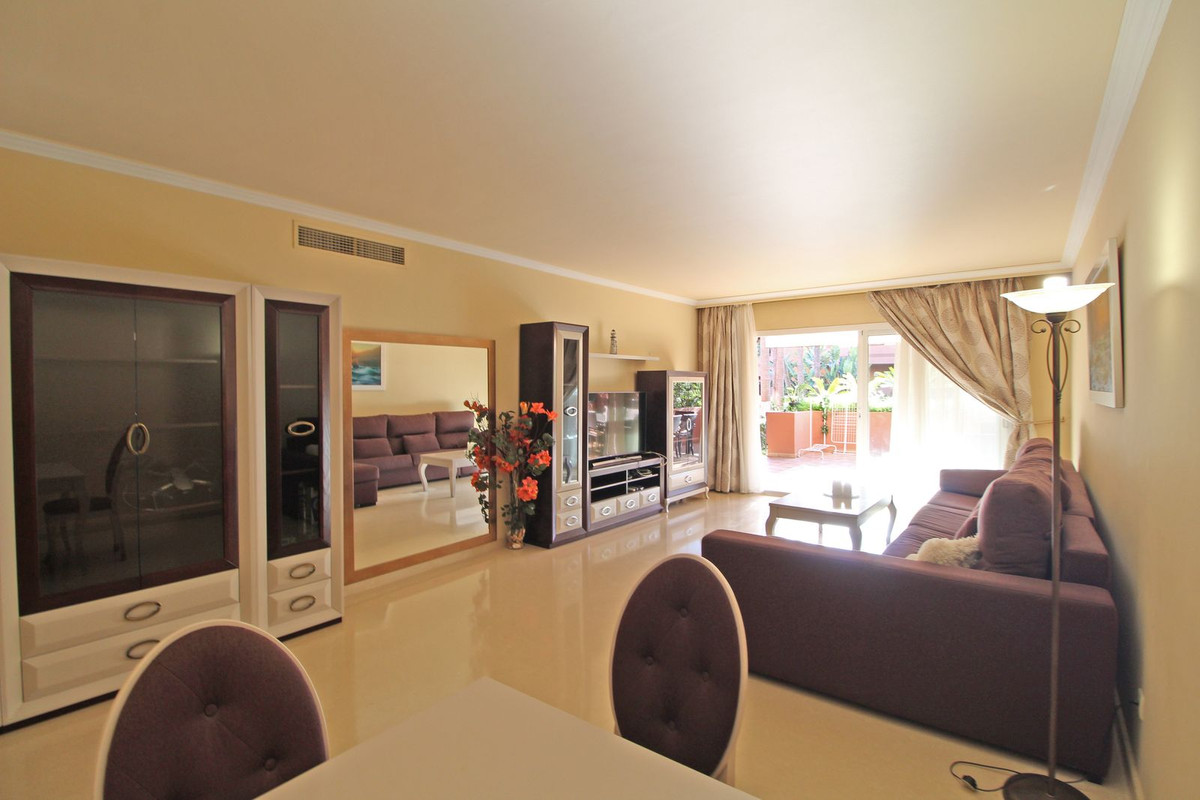 2 bedroom Apartments for sale in Puerto Banús – R5337037 2 bedroom Apartments for sale in Puerto Banús – R5337037