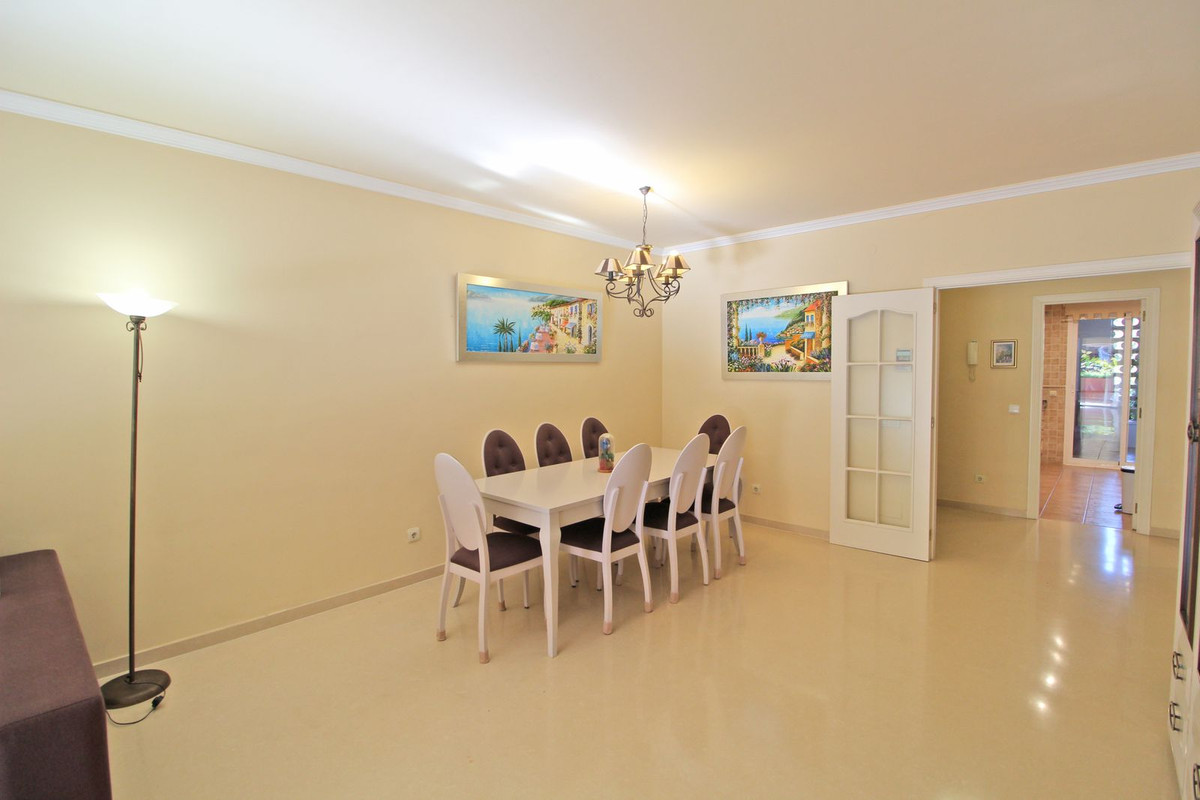 2 bedroom Apartments for sale in Puerto Banús – R5337037 2 bedroom Apartments for sale in Puerto Banús – R5337037