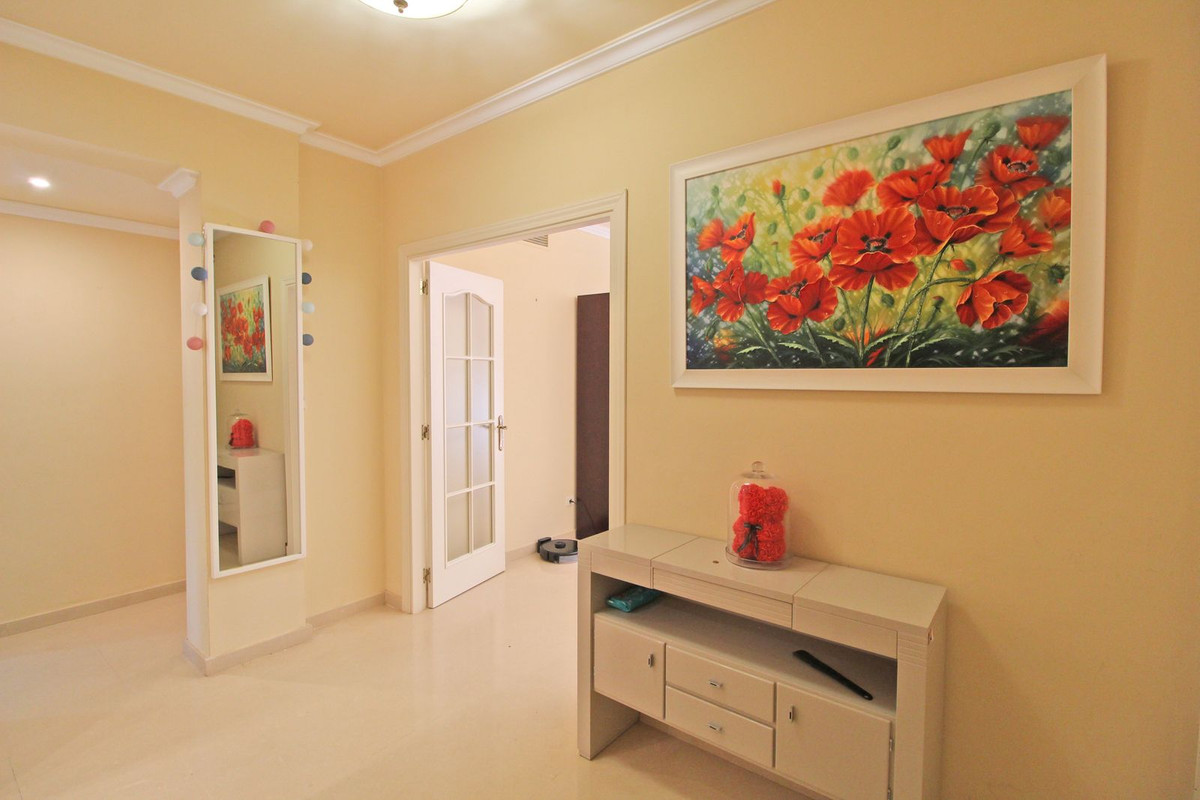 2 bedroom Apartments for sale in Puerto Banús – R5337037 2 bedroom Apartments for sale in Puerto Banús – R5337037