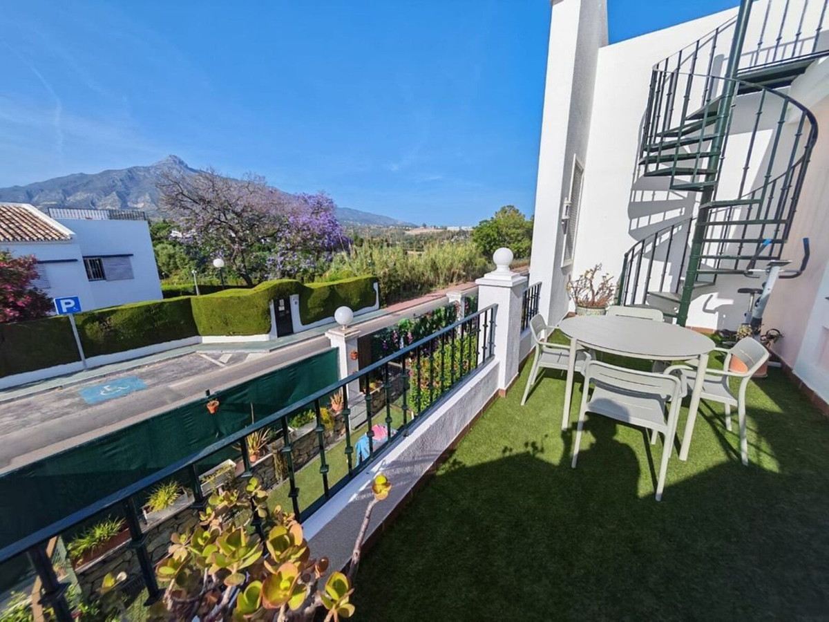 Aticos de 2 dormitorios en venta en Nueva Andalucía – R5407966 Aticos de 2 dormitorios en venta en Nueva Andalucía – R5407966