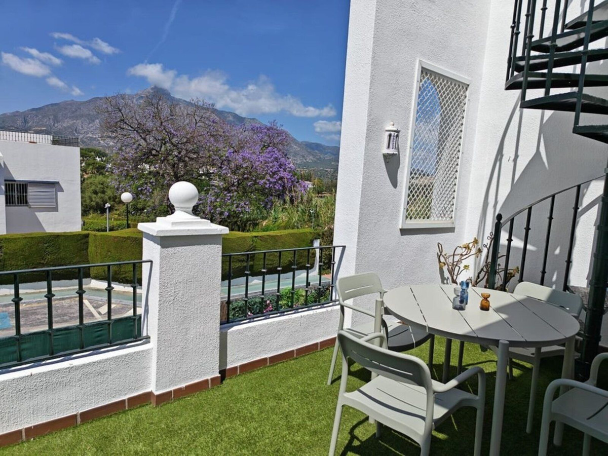 Aticos de 2 dormitorios en venta en Nueva Andalucía – R5407966 Aticos de 2 dormitorios en venta en Nueva Andalucía – R5407966