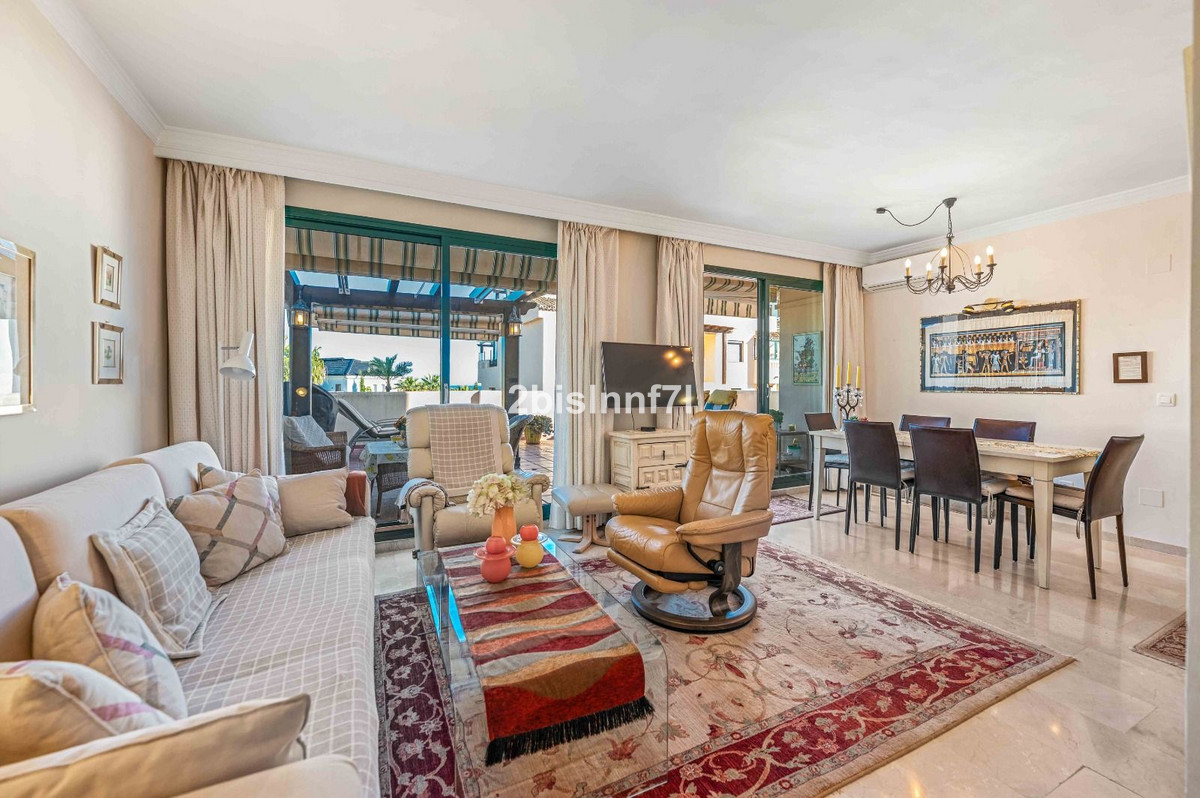 3 bedroom Apartments for sale in Elviria – R5354098 3 bedroom Apartments for sale in Elviria – R5354098