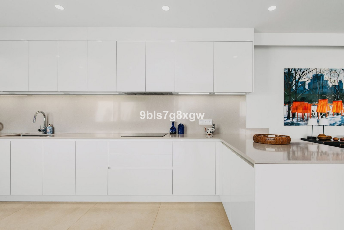 Apartamentos de 3 dormitorios en venta en Benahavís – R5360644 Apartamentos de 3 dormitorios en venta en Benahavís – R5360644