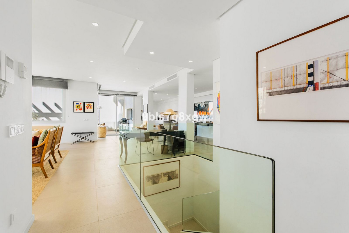 Apartamentos de 3 dormitorios en venta en Benahavís – R5360644 Apartamentos de 3 dormitorios en venta en Benahavís – R5360644