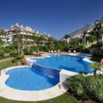 Apartamentos de 4 dormitorios en venta en Milla de Oro – R4409695 Apartamentos de 4 dormitorios en venta en Milla de Oro – R4409695