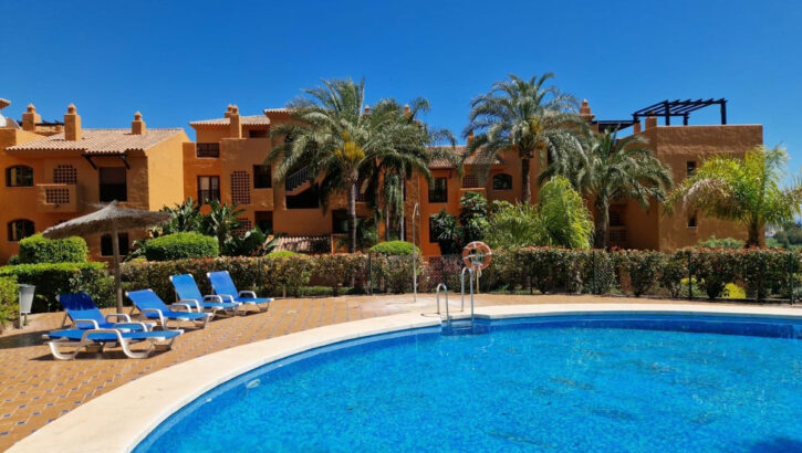 Apartamentos de 2 dormitorios en venta en Benahavís – R5422426 Apartamentos de 2 dormitorios en venta en Benahavís – R5422426 en