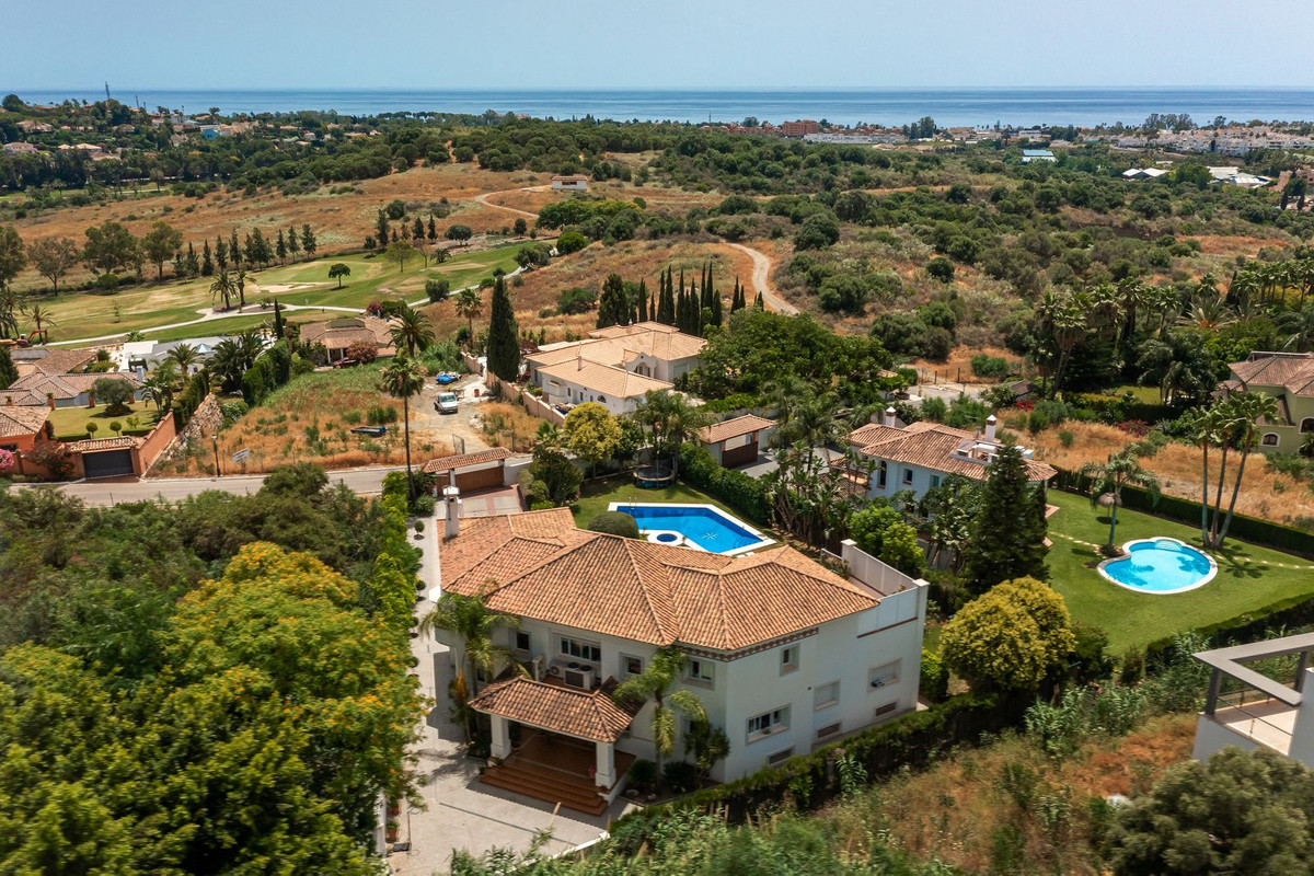 Villas de 6 dormitorios en venta en Benahavís – R4083568 Villas de 6 dormitorios en venta en Benahavís – R4083568