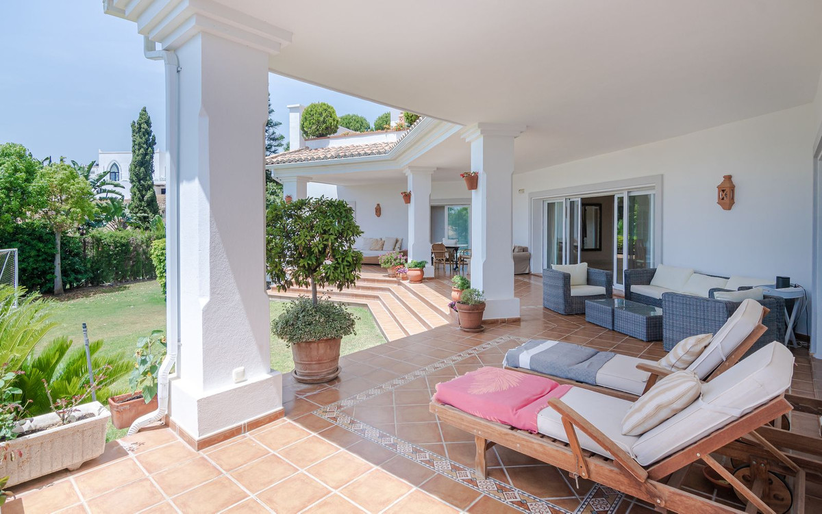 Villas de 6 dormitorios en venta en Benahavís – R4083568 Villas de 6 dormitorios en venta en Benahavís – R4083568