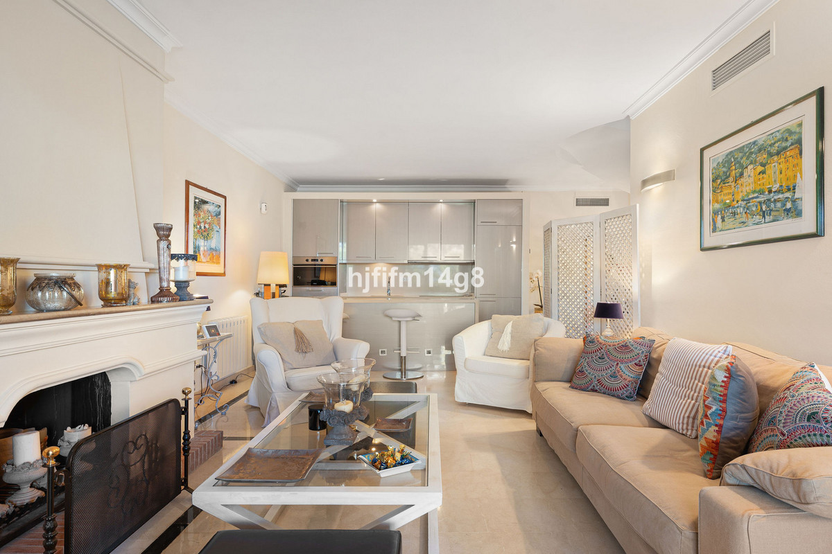 Aticos de 3 dormitorios en venta en Nueva Andalucía – R5309341 Aticos de 3 dormitorios en venta en Nueva Andalucía – R5309341
