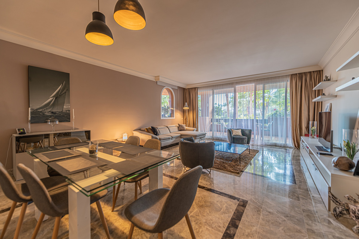 Apartamentos de 3 dormitorios en venta en Nueva Andalucía – R3738733 Apartamentos de 3 dormitorios en venta en Nueva Andalucía – R3738733