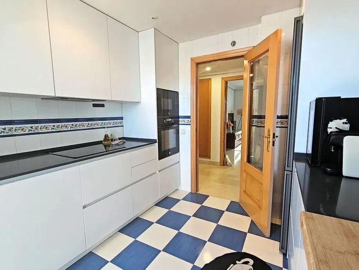 Apartamentos de 3 dormitorios en venta en Selwo – R5314930 Apartamentos de 3 dormitorios en venta en Selwo – R5314930