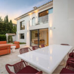 Villas de 4 dormitorios en venta en Nueva Andalucía – R5017633 Villas de 4 dormitorios en venta en Nueva Andalucía – R5017633