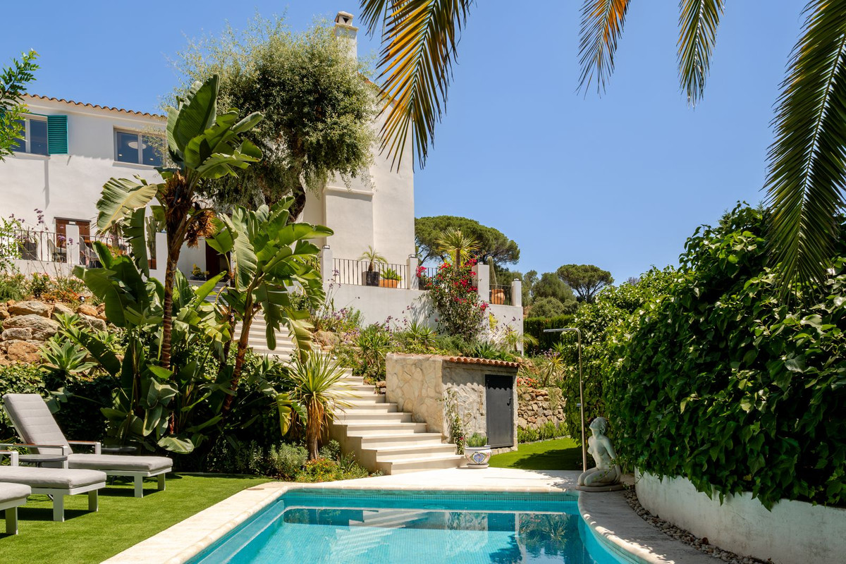 5 bedroom Villas for sale in El Madroñal – R5434768 5 bedroom Villas for sale in El Madroñal – R5434768