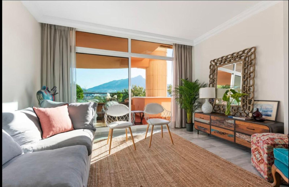 2 bedroom Apartments for sale in Nueva Andalucía – R5200120 2 bedroom Apartments for sale in Nueva Andalucía – R5200120