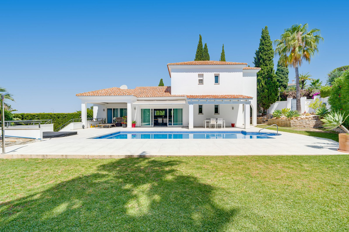 Villas de 4 dormitorios en venta en El Rosario – R5411770 Villas de 4 dormitorios en venta en El Rosario – R5411770