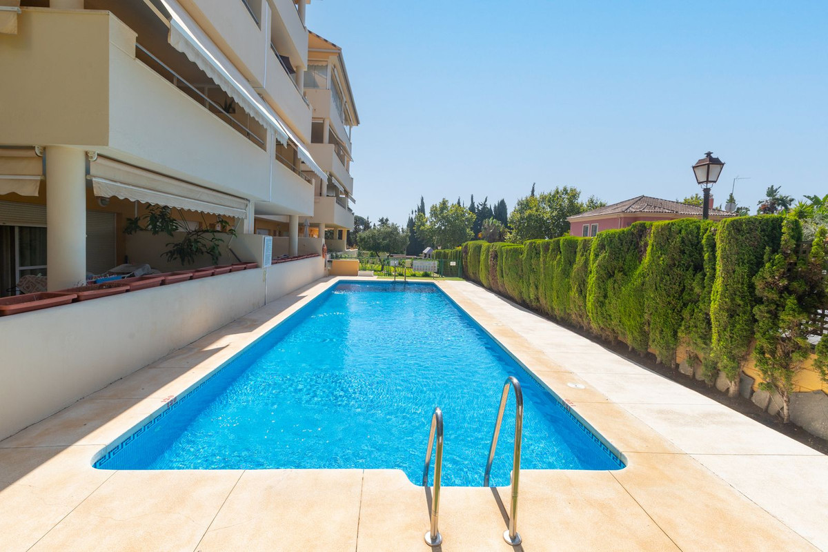 Apartamentos de 3 dormitorios en venta en Elviria – R5111278 Apartamentos de 3 dormitorios en venta en Elviria – R5111278
