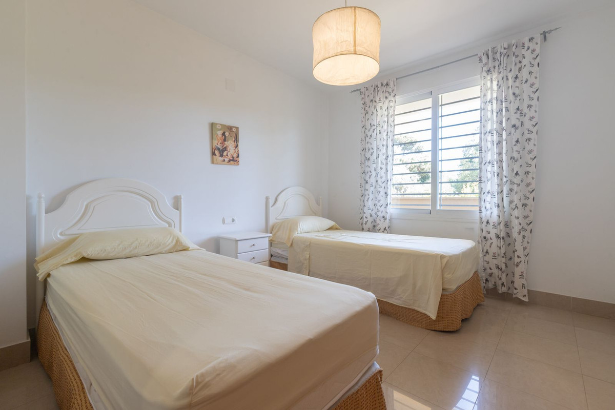 Apartamentos de 3 dormitorios en venta en Elviria – R5111278 Apartamentos de 3 dormitorios en venta en Elviria – R5111278