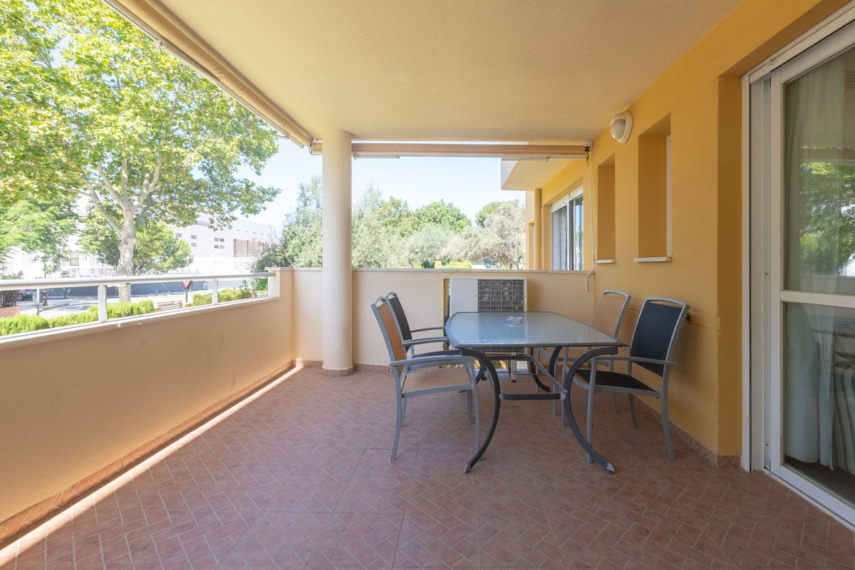 Apartamentos de 3 dormitorios en venta en Elviria – R5111278 Apartamentos de 3 dormitorios en venta en Elviria – R5111278