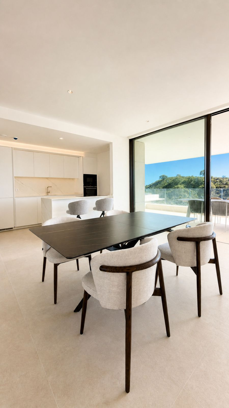 4 bedroom Apartments for sale in La Quinta – R5367184 4 bedroom Apartments for sale in La Quinta – R5367184