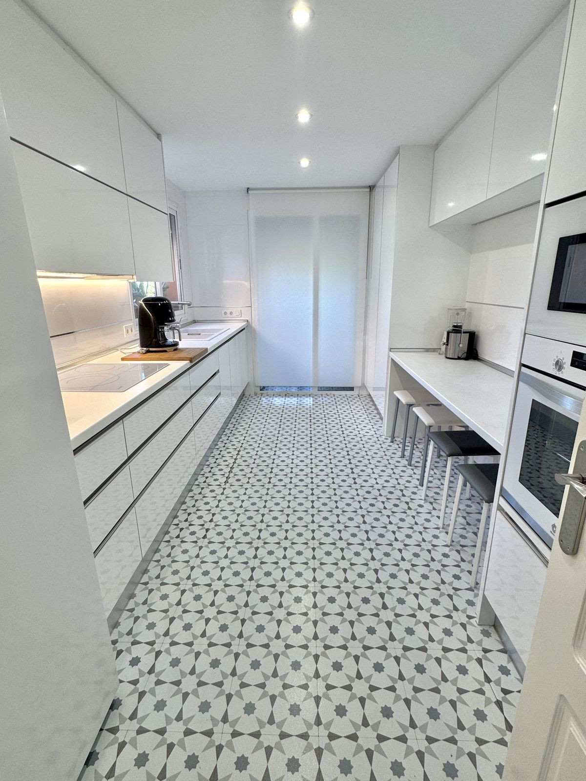 4 bedroom Apartments for sale in Guadalmina Baja – R5205988 4 bedroom Apartments for sale in Guadalmina Baja – R5205988