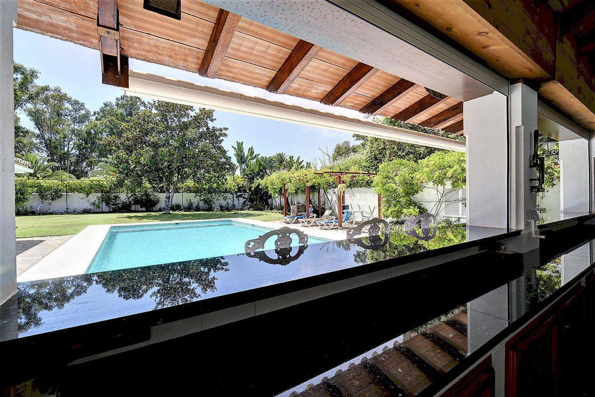 Villas de 5 dormitorios en venta en Atalaya – R3979624 Villas de 5 dormitorios en venta en Atalaya – R3979624