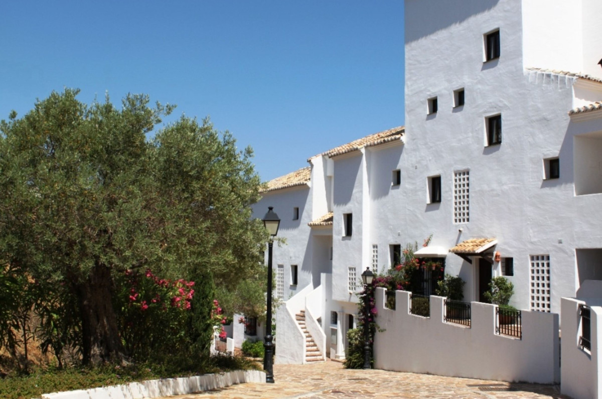 Apartamentos de 3 dormitorios en venta en Marbella – R5419507 Apartamentos de 3 dormitorios en venta en Marbella – R5419507