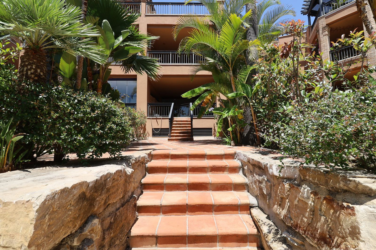 4 bedroom Apartments for sale in San Pedro de Alcántara – R5409112 4 bedroom Apartments for sale in San Pedro de Alcántara – R5409112