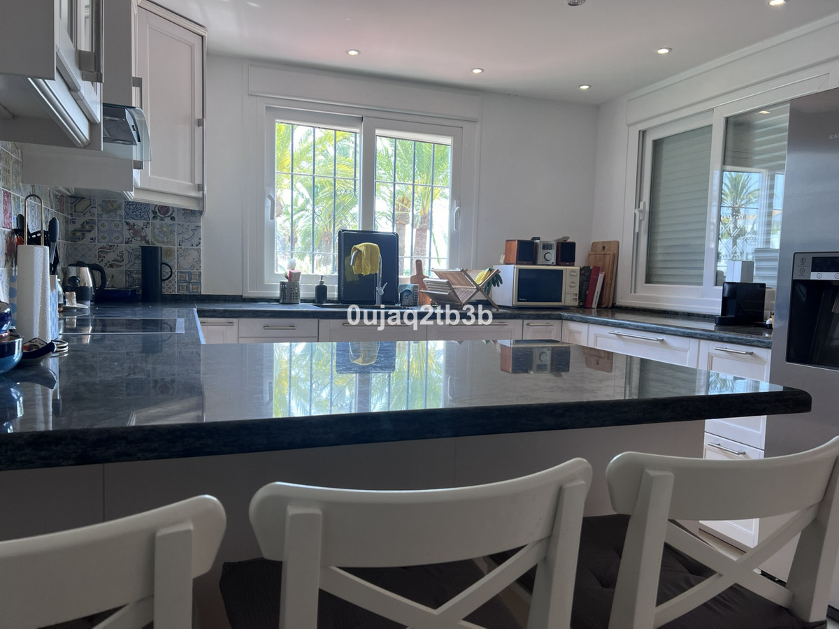 4 bedroom Apartments for sale in Nueva Andalucía – R5291482 4 bedroom Apartments for sale in Nueva Andalucía – R5291482