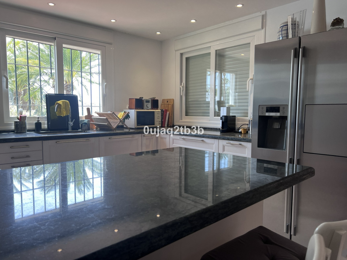 4 bedroom Apartments for sale in Nueva Andalucía – R5291482 4 bedroom Apartments for sale in Nueva Andalucía – R5291482