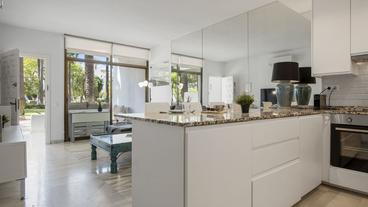 Apartamentos de 2 dormitorios en venta en Puerto Banús – R5401009 Apartamentos de 2 dormitorios en venta en Puerto Banús – R5401009