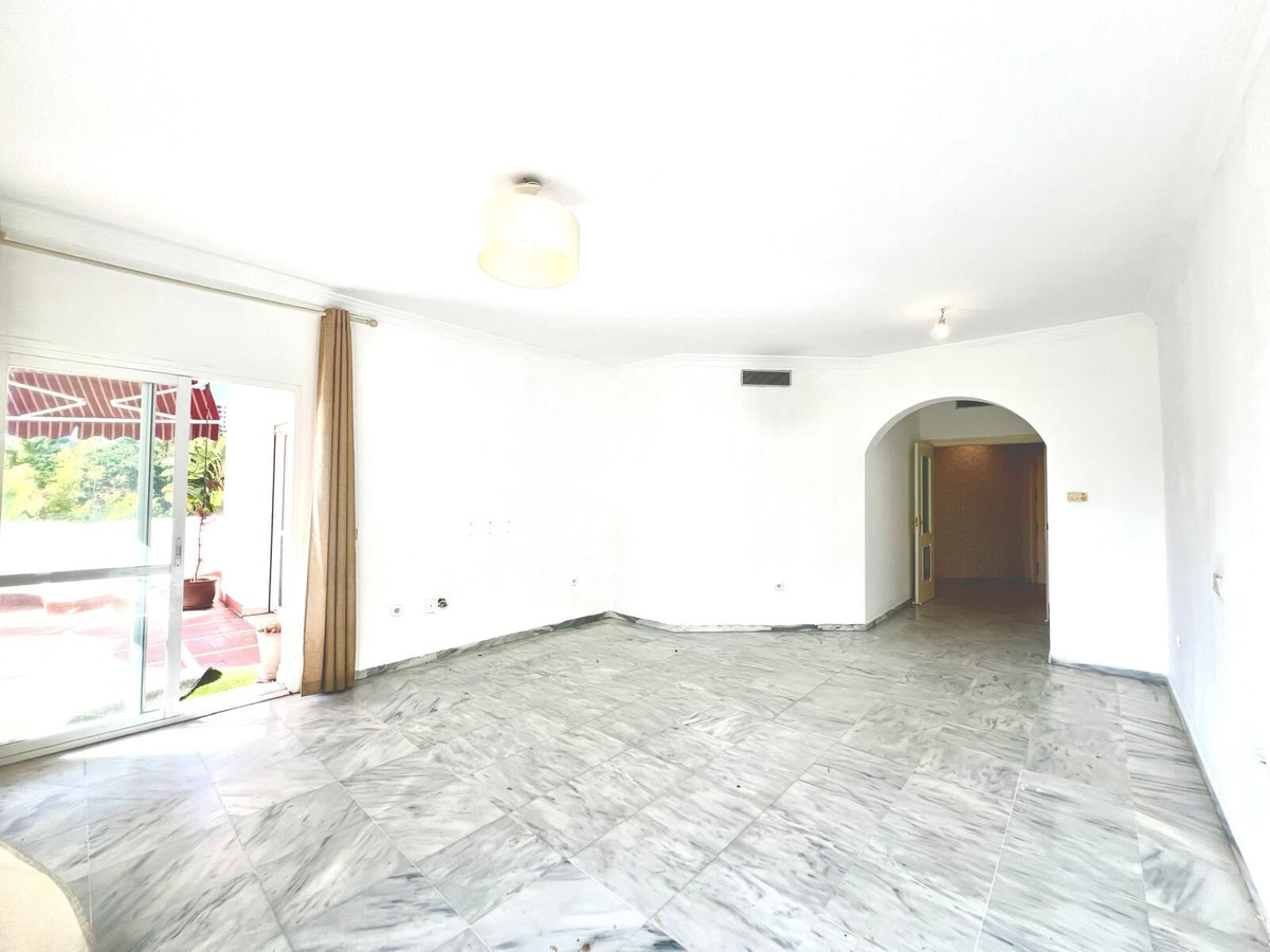 3 bedroom Apartments for sale in Marbella – R5370454 3 bedroom Apartments for sale in Marbella – R5370454